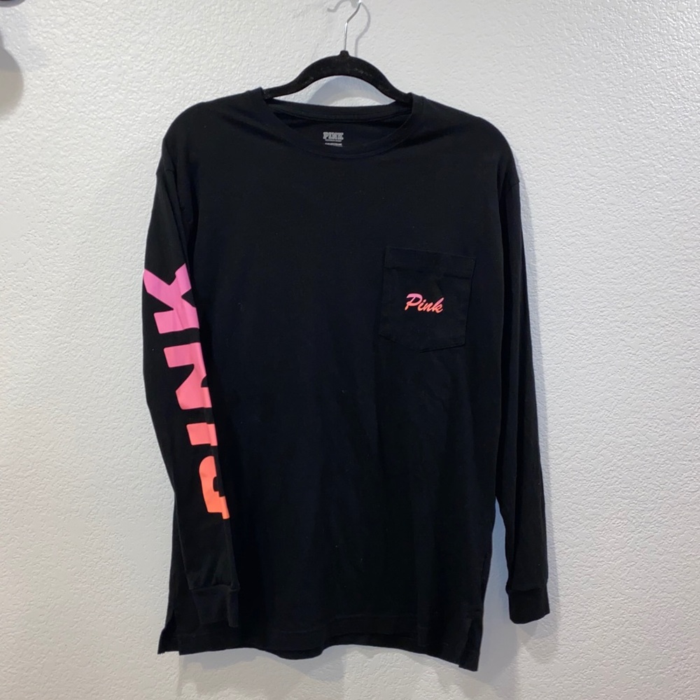 Victoria’s Secret PINK black campus tee